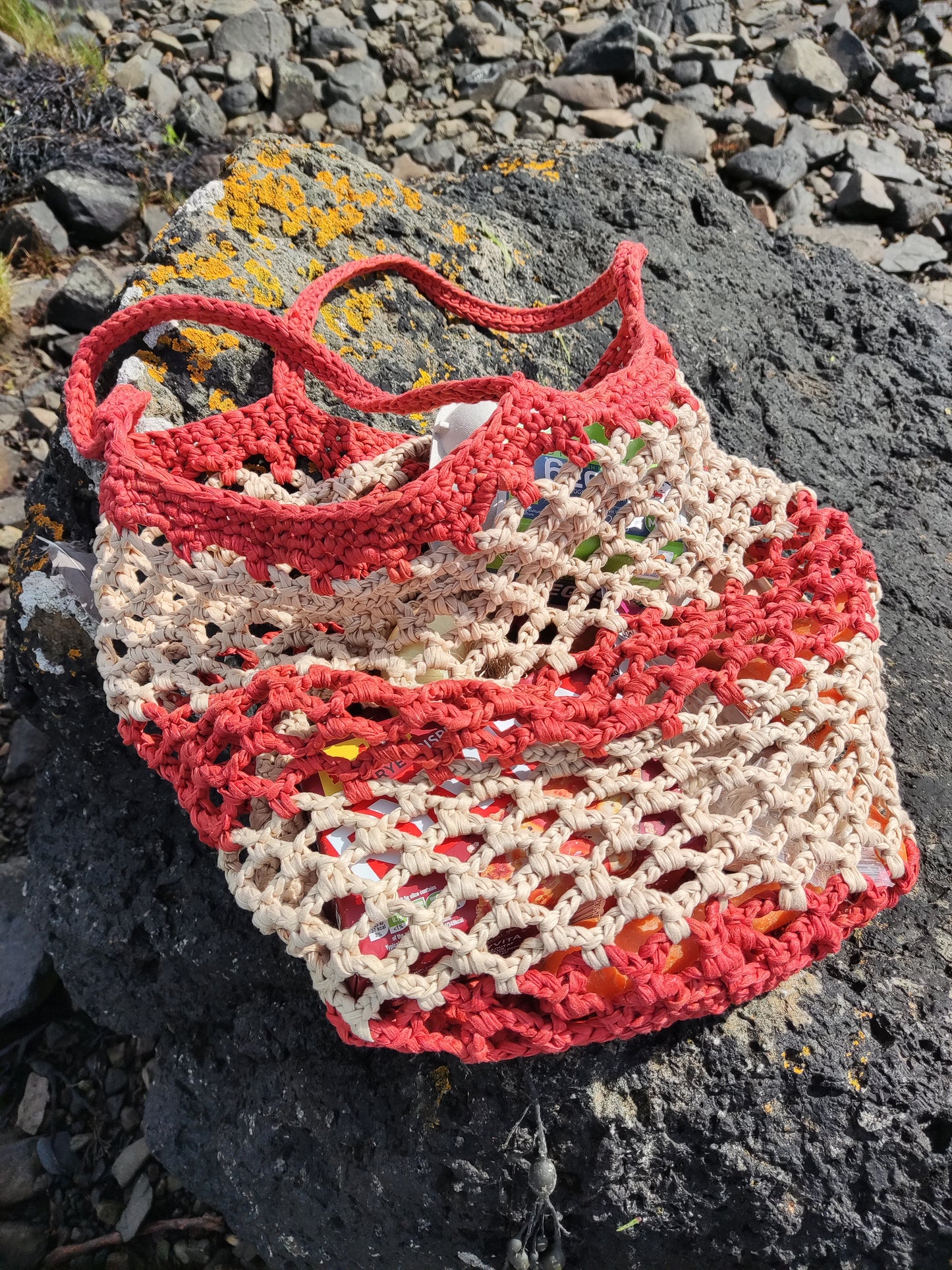 tas gehaakt creme met oranje groot IN REVERSE