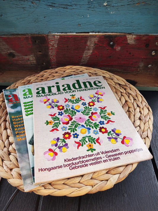 Ariadne maandblad 1974