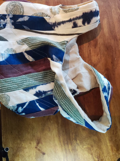 tas IN REVERSE knot bag, creme, groen en blauw met quilting