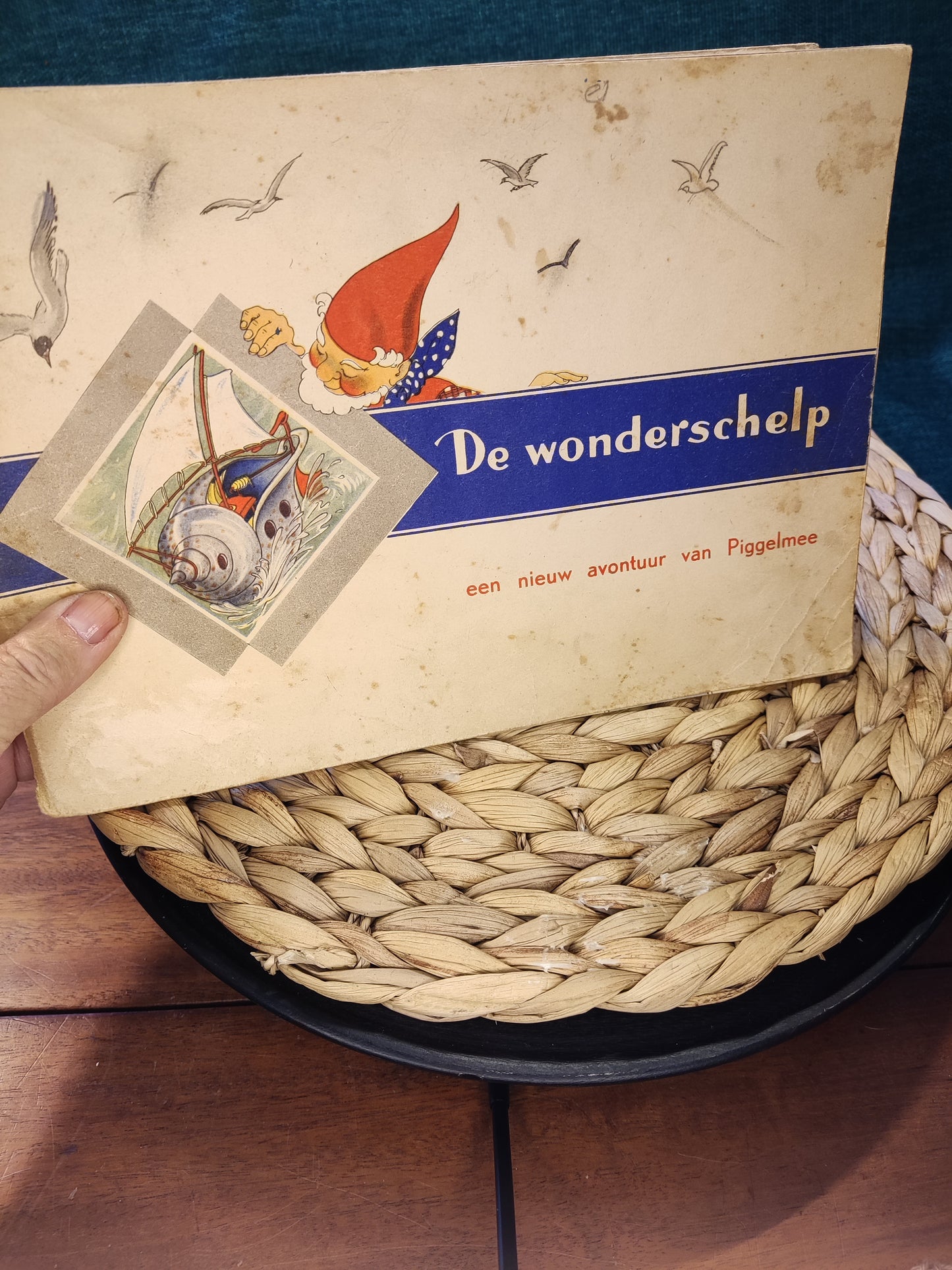 Piggelmee boekjes,De baas van Bos en Duin 1951 en De wonderschelp 1950.