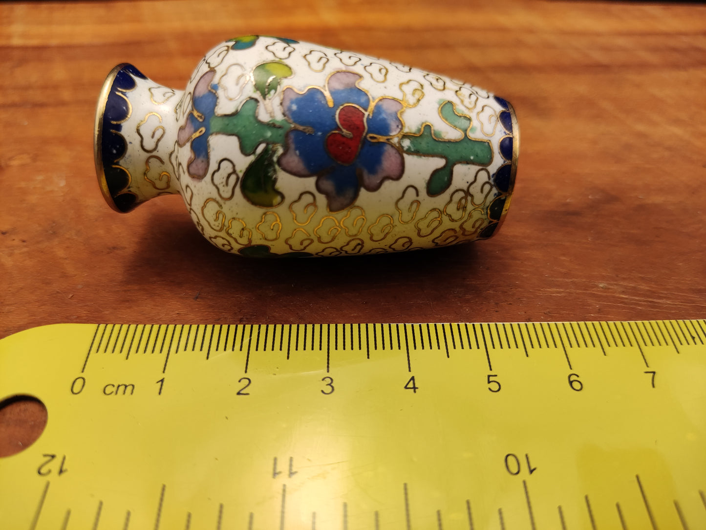 vaasje Cloisonnée mini wit